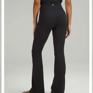 Lululemon Groove Super-High-Rise Flared Pant *Nulu Black Sz 4